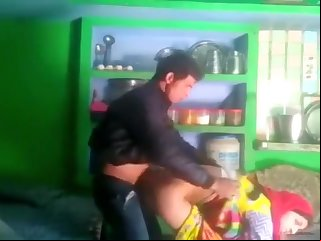 Desi married bhabhi salma cheating with neighbor bf mms kissing